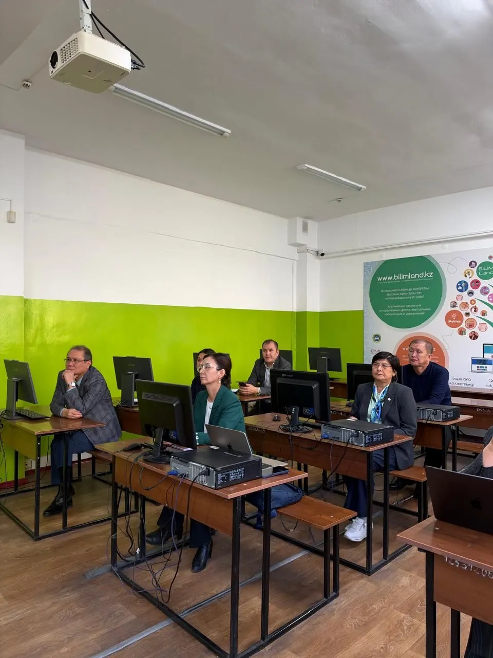 Идеядан жеңіске дейін: гранттық өтінім дайындау бойынша практикалық семинар өтті